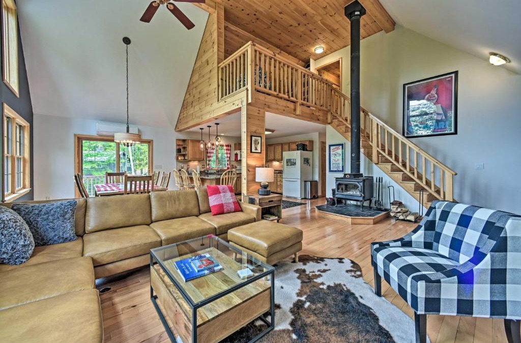 North Creek House | Rustic North Creek Getaway about 4 Mi to Gore Mtn!