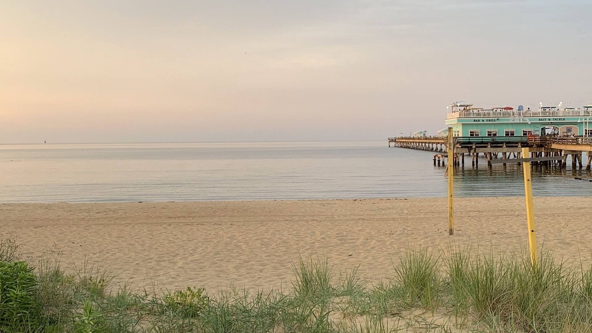 Norfolk House | Rustic Ocean View Beach House - BEST Location in Ocean View! 2 bed/1 bath House