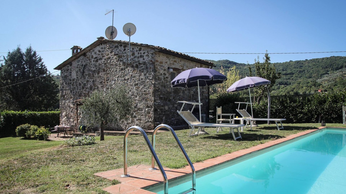 Borgo a Mozzano House | Rustic renovated, with every modern comfort, private pool and garden
