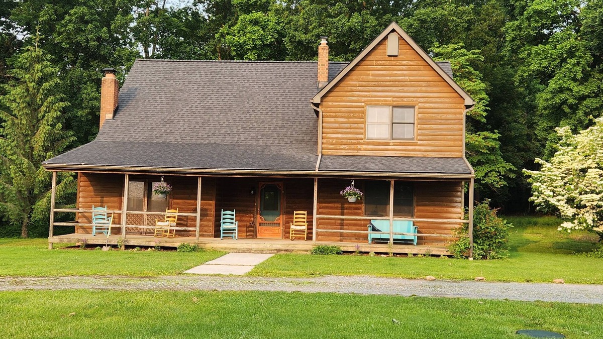 Porters Sideling House | Rustic Retreat Near Codorus Park, Hanover, PA