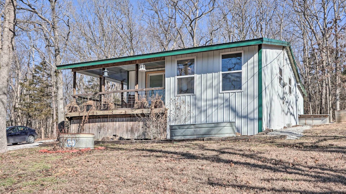 Flemington Cabin | Rustic Retreat - Steps to Pomme De Terre Lake