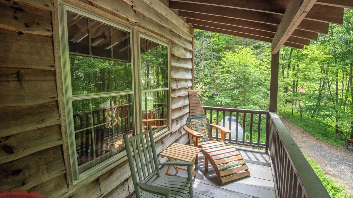 Warrensville Cabin | Rustic Retreat - Wood Burning Fireplace - Short Drive To New River - 20 Min to WJ
