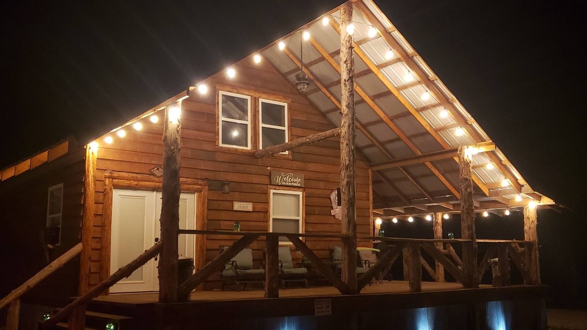 Annapolis Cabin | Rustic River Cabin Getaway