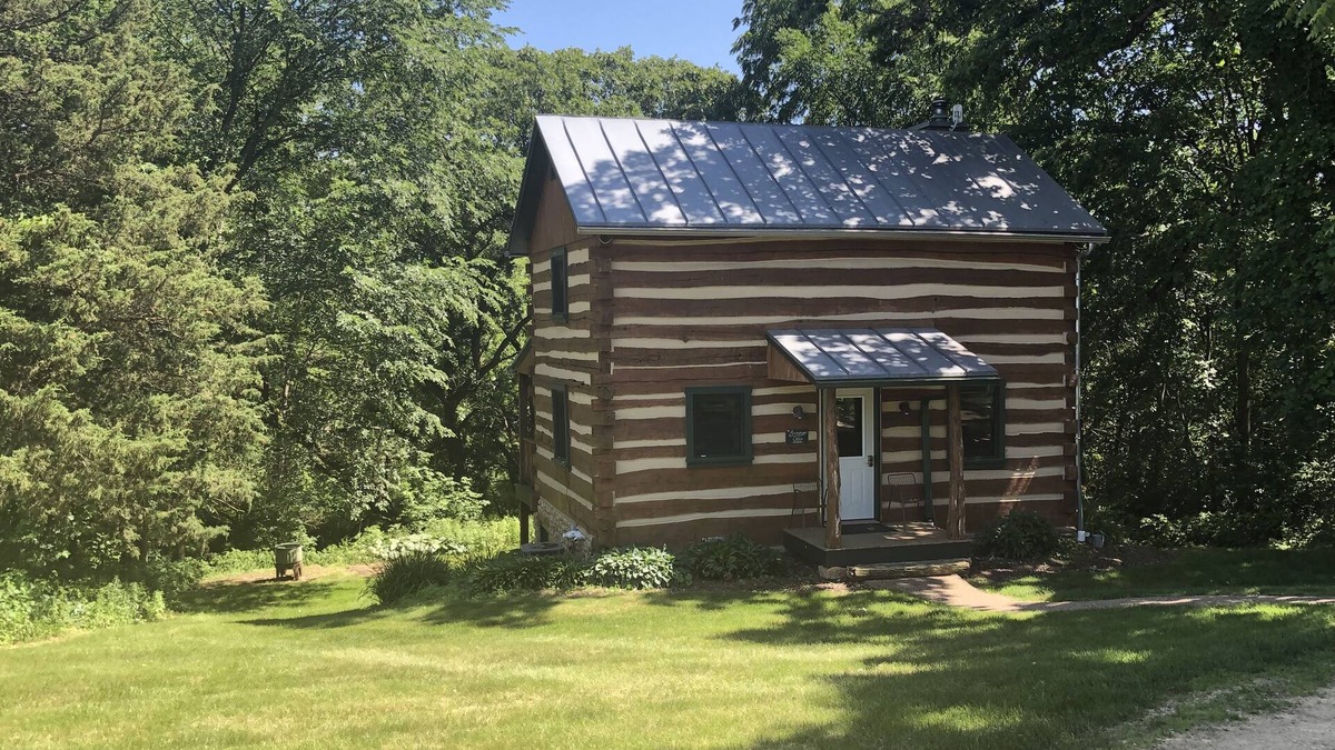 Elizabeth Cabin | Rustic, Romantic, Secluded, & Private