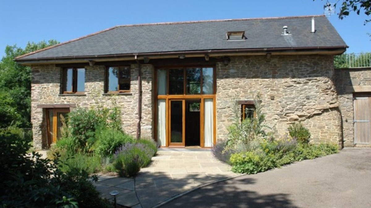 Ashburton House | Rustic Rural Barn Conversion