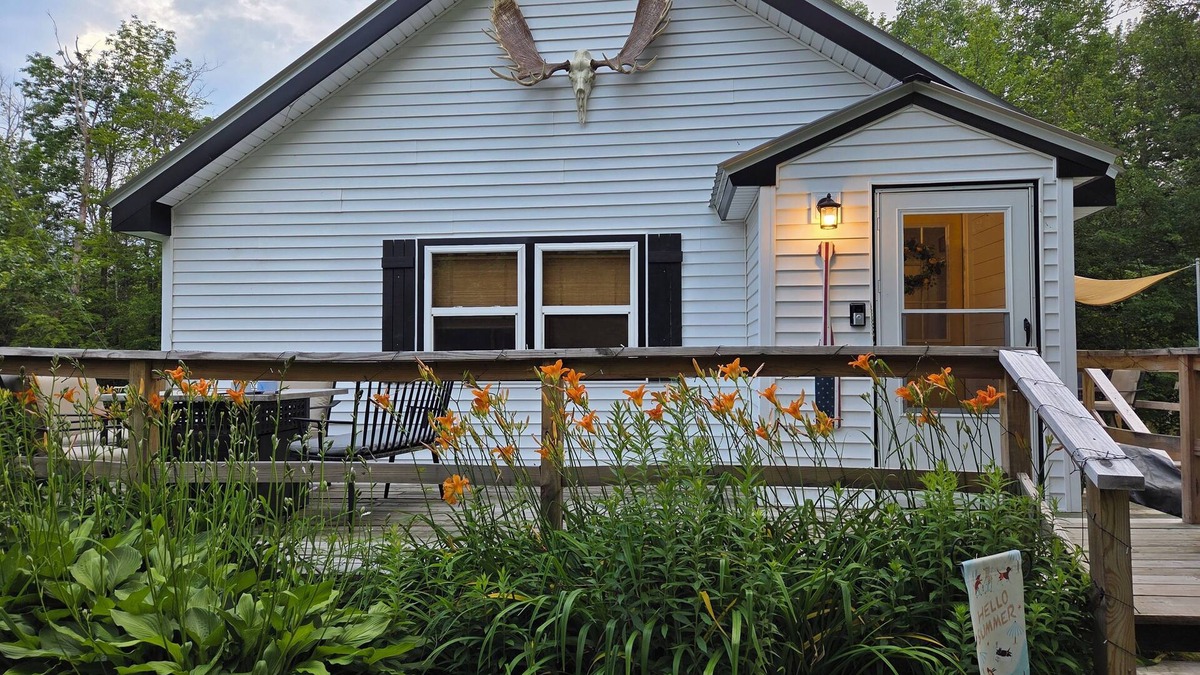 Lake Desolation House | Rustic setting/modern conveniences, 12 miles from downtown Saratoga Springs.