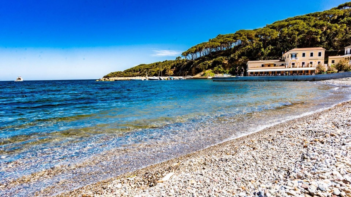 Magazzini Apartment | Rustic Studio Magazzini Mare 300 meters from beach