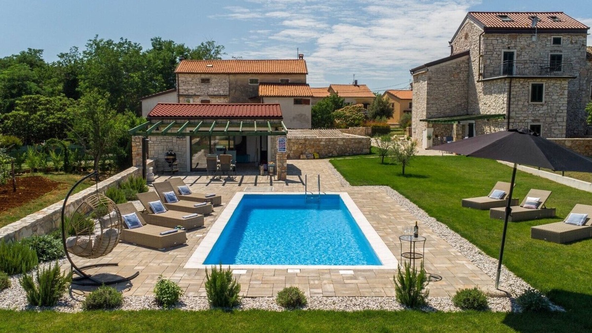 Babici Villa | Rustic Villa Francesca with pool and sauna