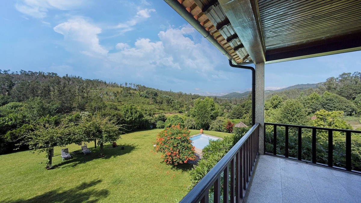 Povoa de Lanhoso Villa | Rustic villa with pool in Póvoa de Lanhoso!