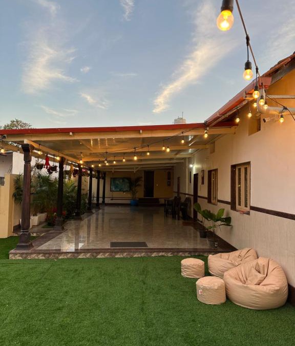 Kanakapura House | Rustic Village Farmhouse