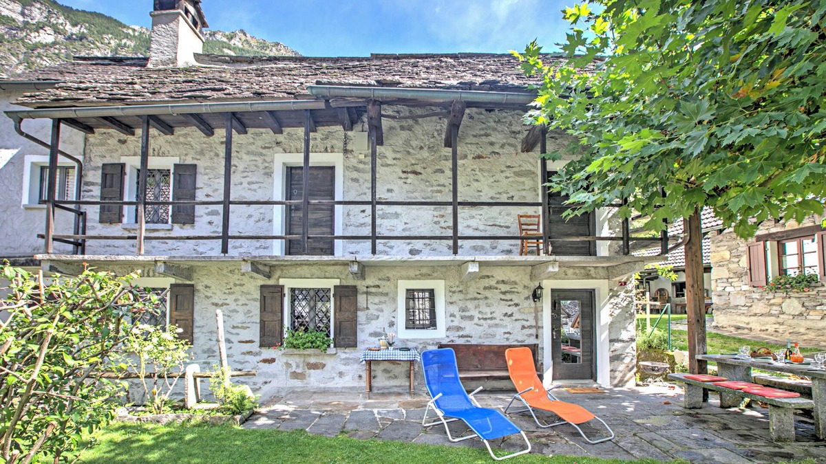 Frasco Ski Chalet | Rustico al platano 1, Frasco, Switzerland