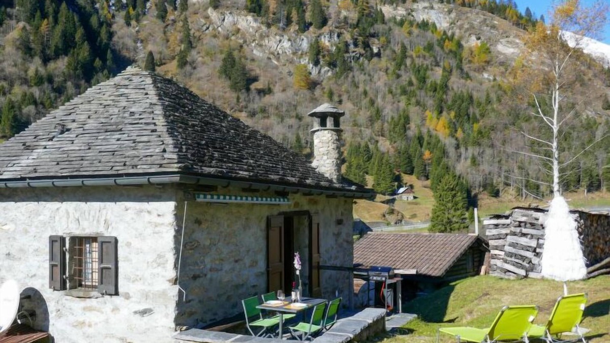 Blenio House | Rustico Stübii by Interhome