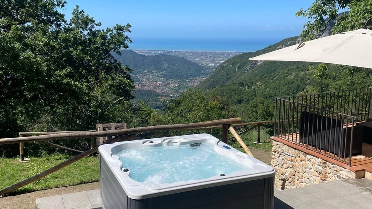San Rocco in Turrite House | Rustico with Jacuzzi