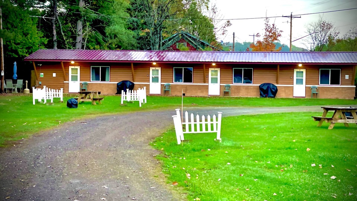 Michigamme Cabin | Ruth Lake Resort Motel Room #7