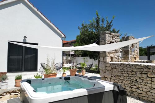 Murvica House | Ruzarica Home