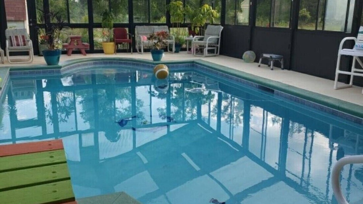 Cottondale House | RV Executive Home III in tranquil setting, Indoor - Inground Pool