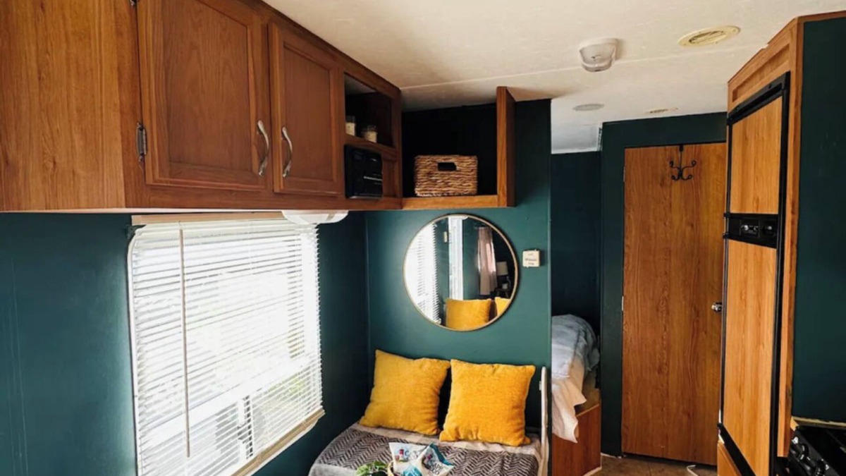 Bangor House | Rv in hysterical neighborhood