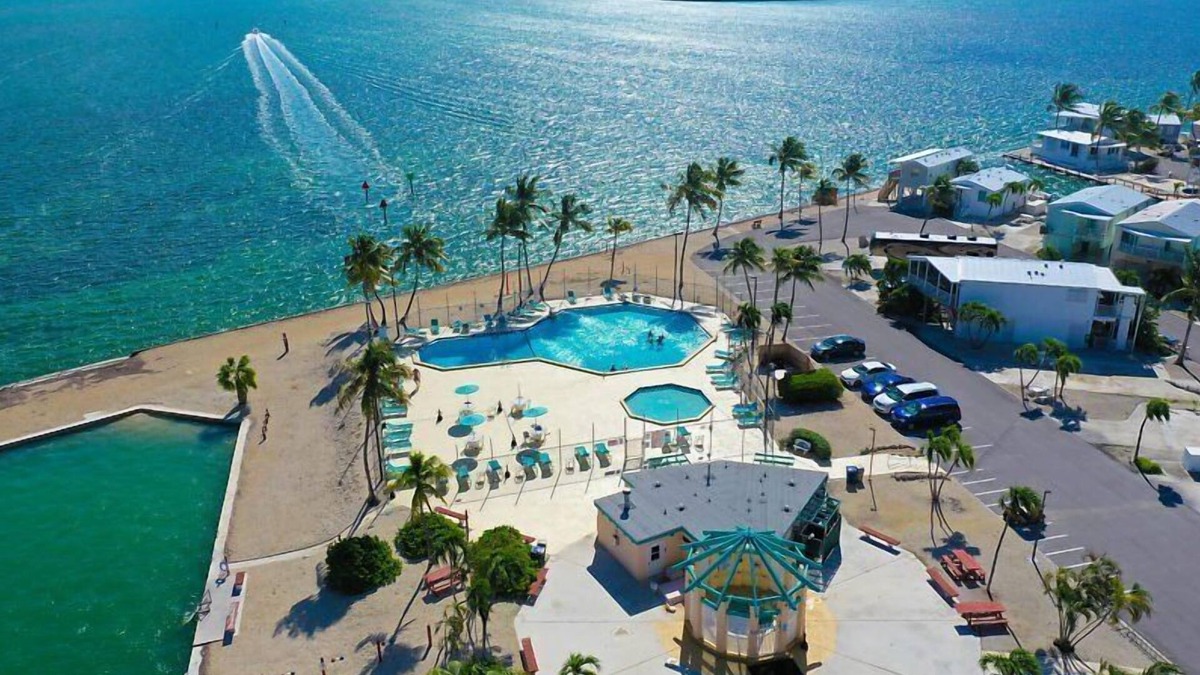 Cudjoe Key RV Rental | RV Lot 502 Venture Out, Located on a boating canal