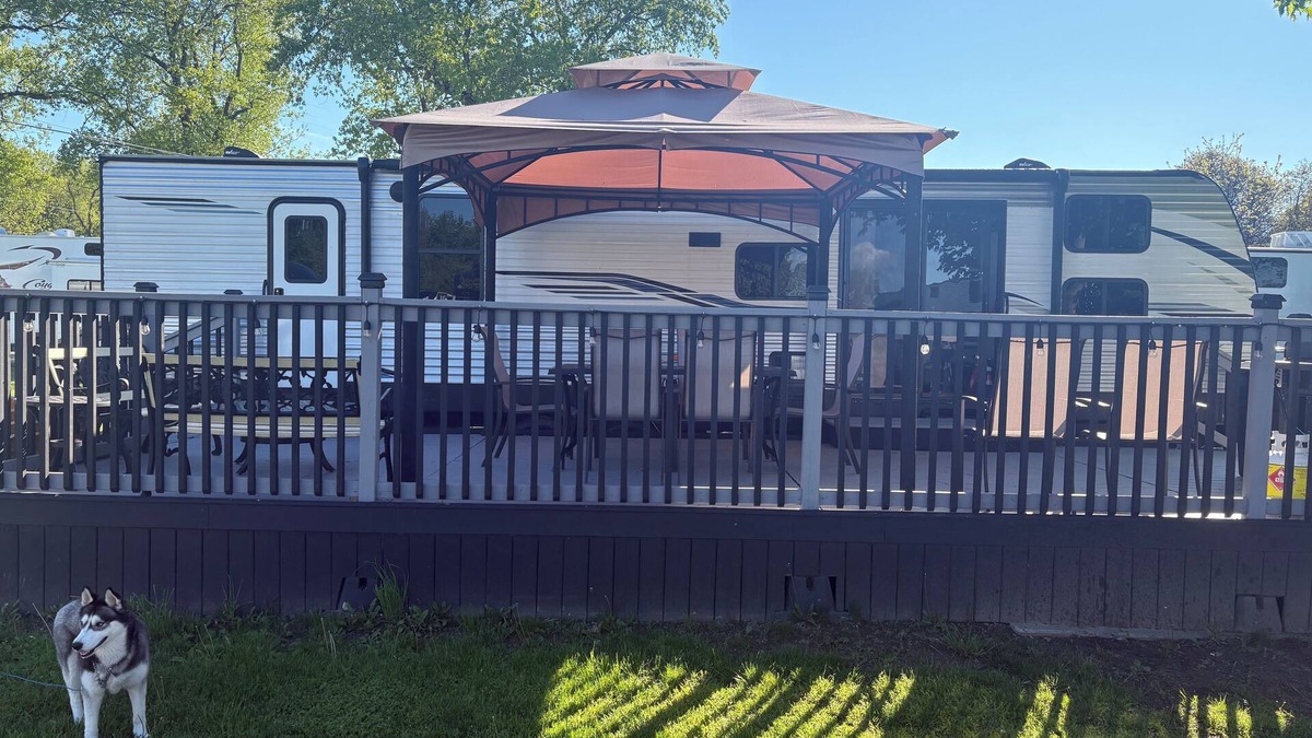 Sherkston House | RV Trailer at Sherkston Shores Resort