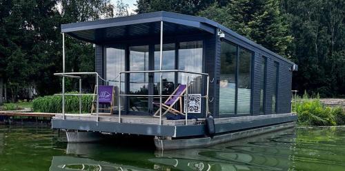 Koronowo Boat Rental | Rybakówka Houseboats Domki na wodzie
