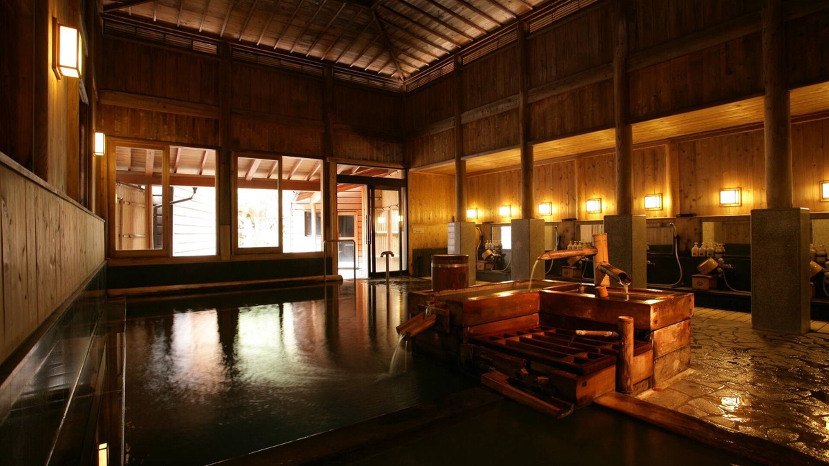 Nozawaonsen House | Ryokan Sakaya