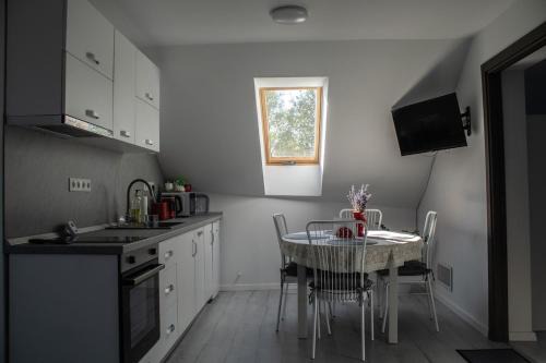 Siculeni Apartment | Sàndor-lak apartman