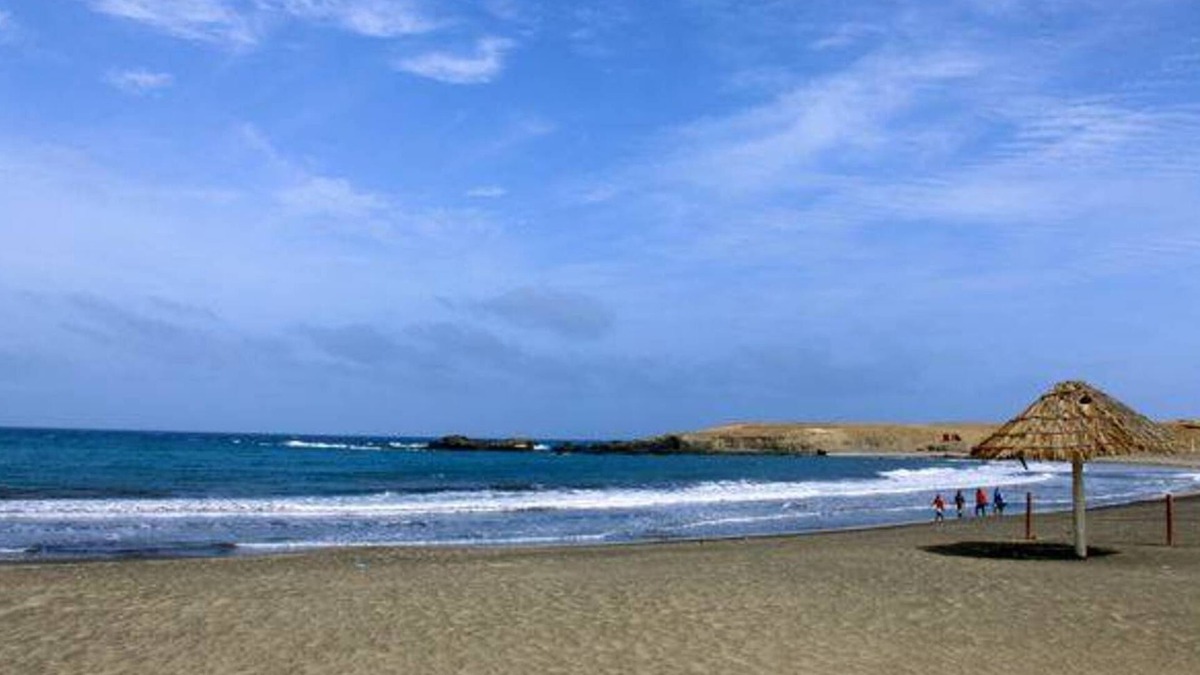 Pedra Badejo House | São José Villa, guest houses Santiago Island: DOUBLE ROOM "tangerina