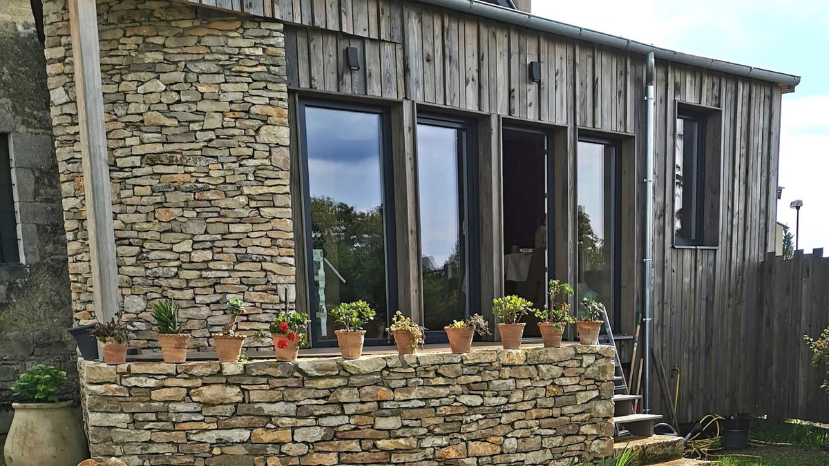 Villeneuve d'Aveyron House | Séjour au Coeur D'une Bastide Occitane