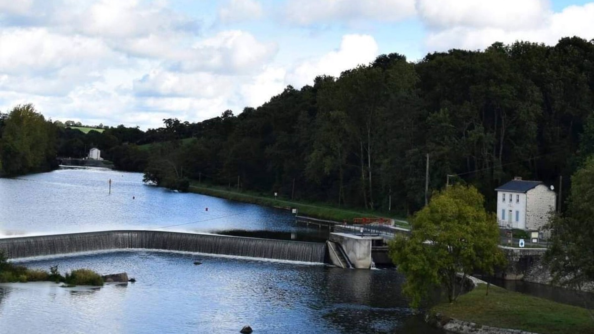 Montflours House | Séjour en Bords de Rivière Entre Laval et Mayenne