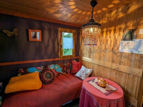 Sercoeur Bed & Breakfast | Séjour insolite en roulotte cosy avec tout confort près d'Épinal - FR-1-589-459