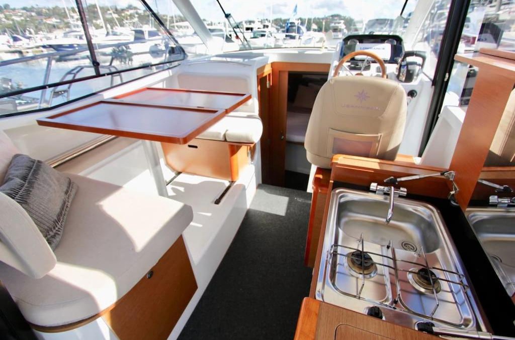 Mandelieu-La-Napoule Boat Rental | Séjour sur bateau de plaisance