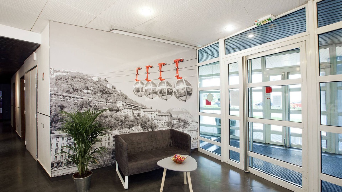 Secteur 1 House | Séjours & Affaires Grenoble Marie Curie