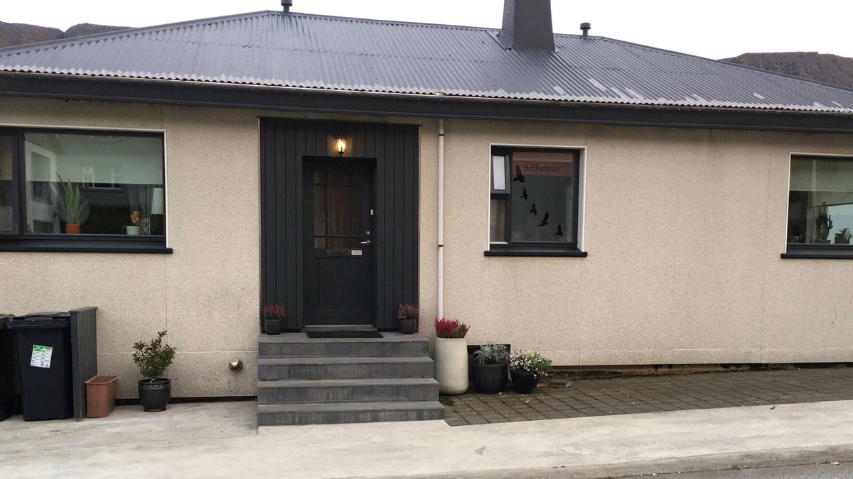 Isafjordur Apartment | Sólheimar Studio Apartments