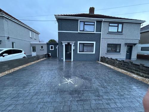 Burry Port House | Sŵn Y Môr