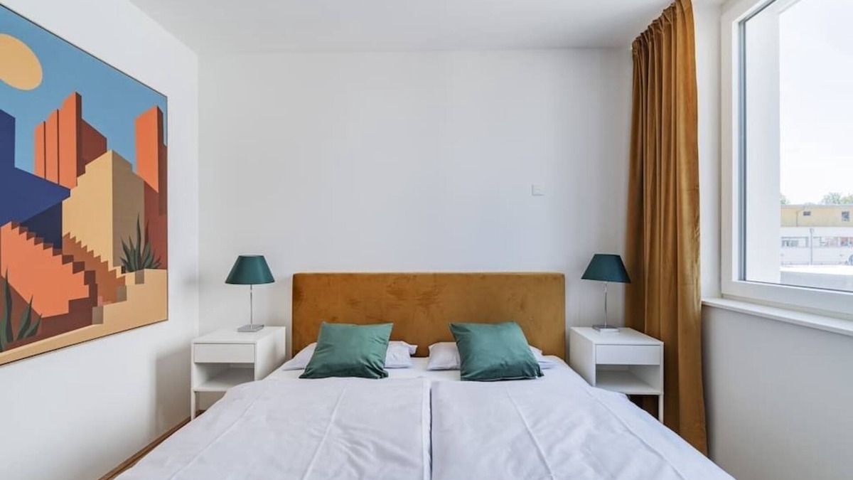Gmunden Apartment | S.a.f.r.a.n | trendy 2 BR AP with balcony