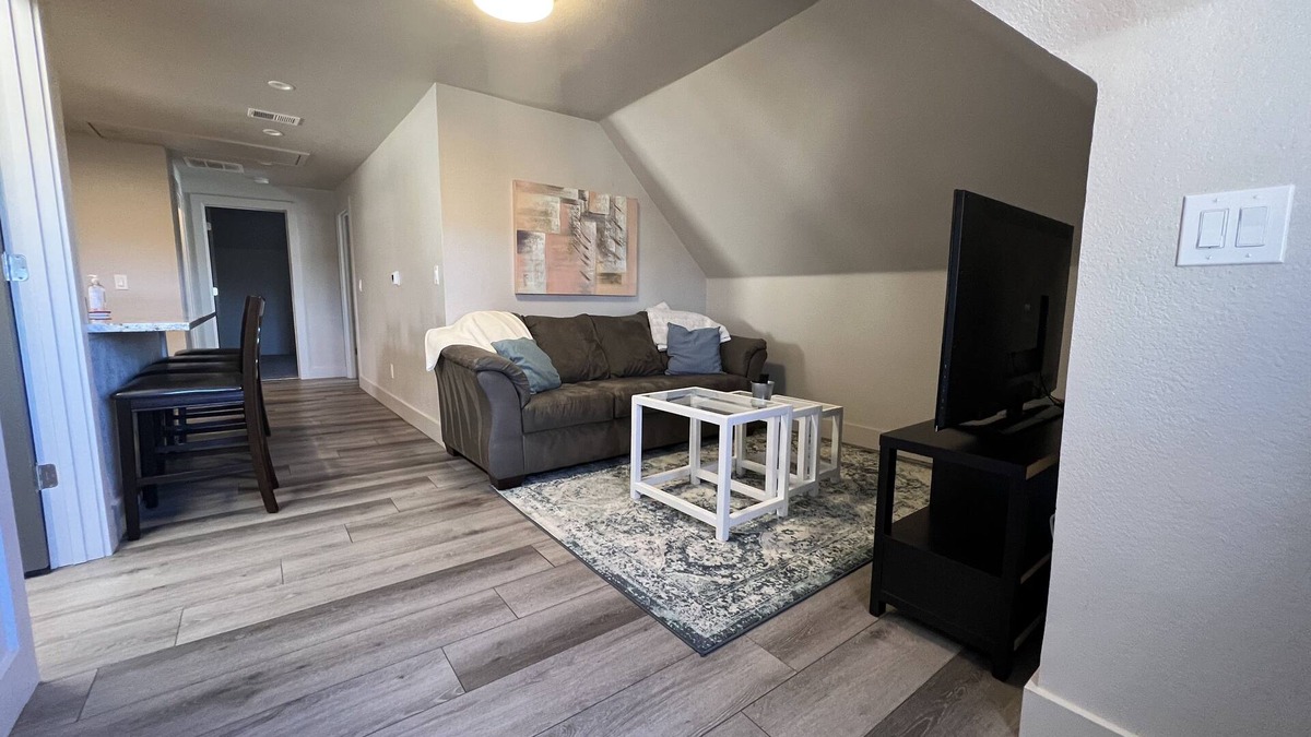 Baker Apartment | S Broadway 2 bed getaway w Parking - 98 walk score