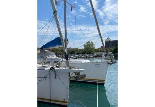 Corfu Town Boat Rental | S Odyssey 21032i