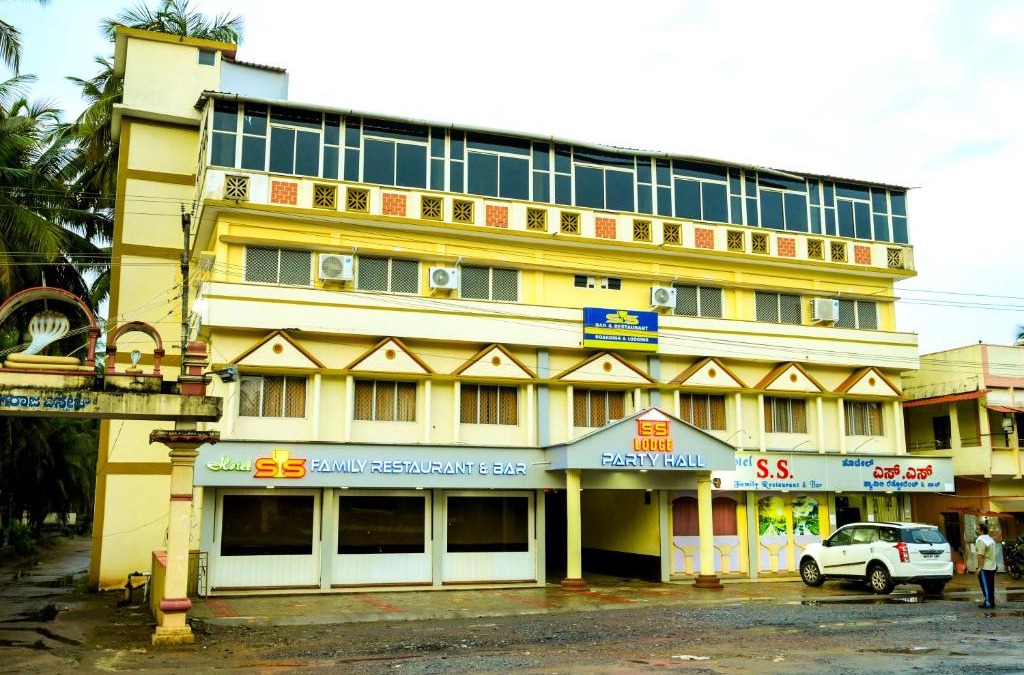 Padubidri Hotel | S S RESIDENCY