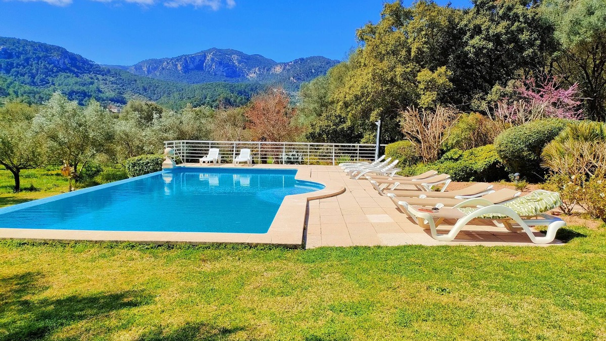 Esporles Cottage | Sa Tafona de Esporlas with Paddle Court