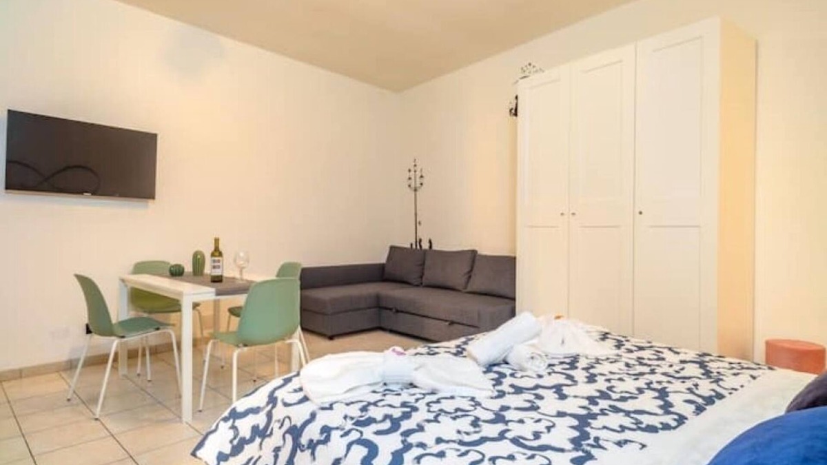 Old Town Apartment | Sabbenerica Apartment