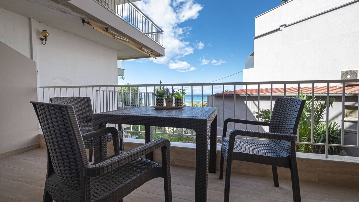 Nea Moudania Apartment | Sabbia Seafront Apartment 4 by RentalsPro