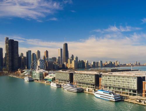 Streeterville Hotel | Sable At Navy Pier Chicago, Curio Collection By Hilton