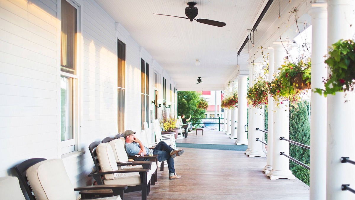 Three Forks Hotel | Sacajawea Hotel