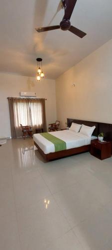 Kedavur Hotel | SAF RESIDENCY mukkam