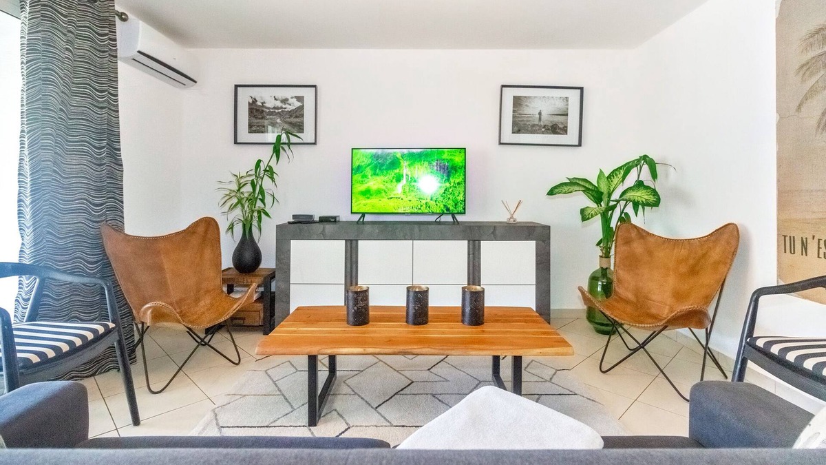 St Gilles-les-Bains Apartment | Safari - Renovated apartment near Roches Noires - Saint Gilles