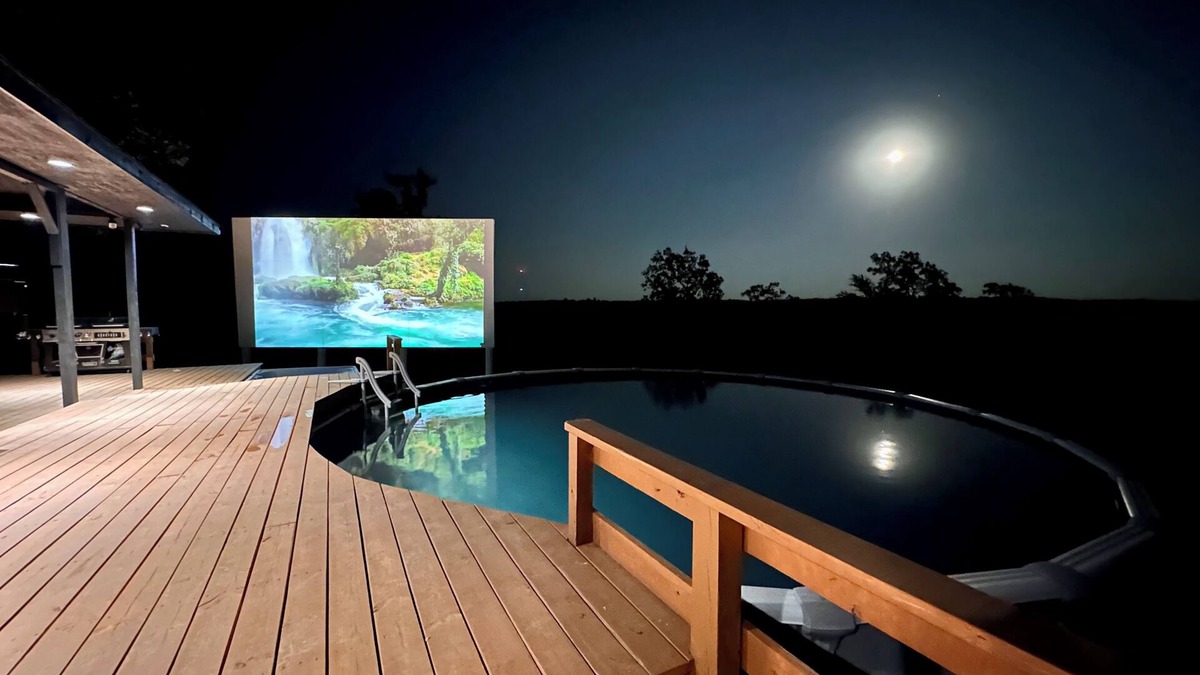Henryetta House | Safari Splash Ranch House w/pool, hot tub, game room, slide & more