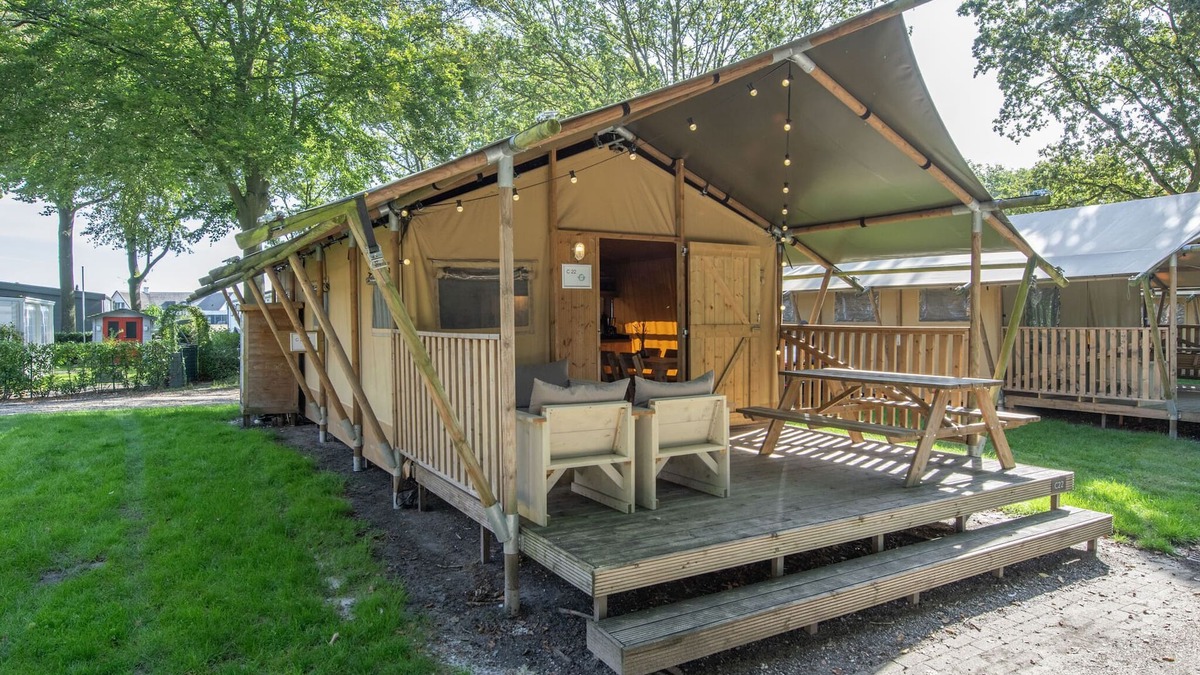 Arcen House | Safari Tent in Holiday Park