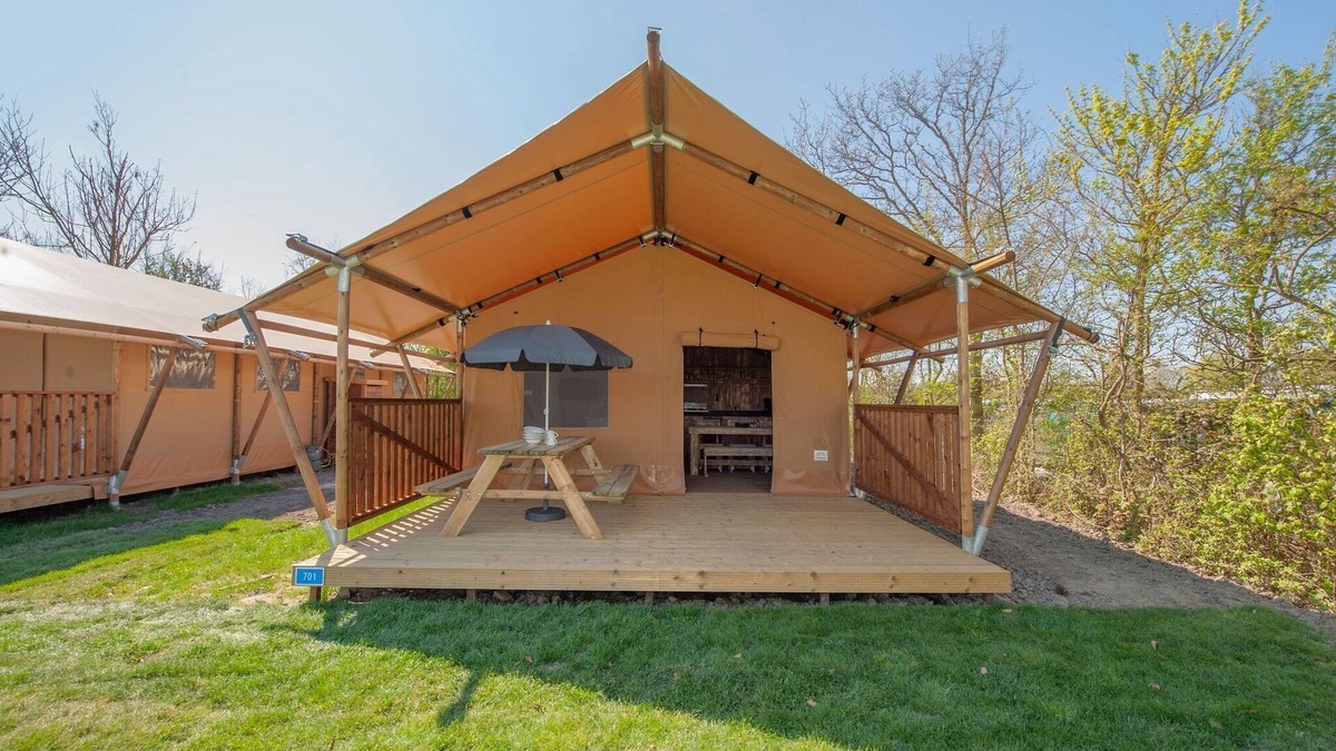 Municipality of Oosterhout House | Safari Tent near Biesbosch & Breda