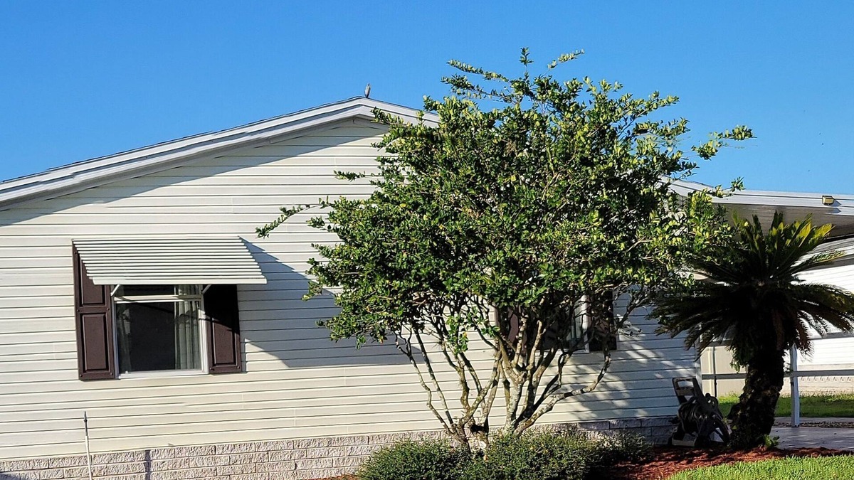 Fussels Corner House | Safe 55+ Golf community with many amenities. Close to work, shopping and dining