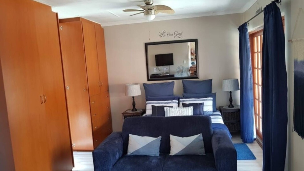 Centurion Apartment | Safe, comfortable self-catering accommodation Apartment in a Security Estate